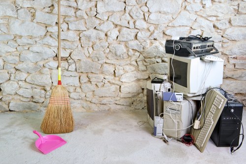 Professional flat clearance team in Kingston upon Thames